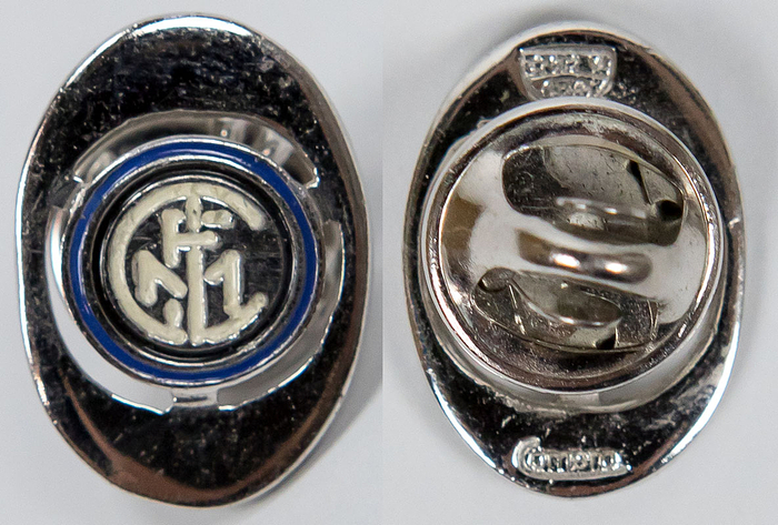 Silbernes Abzeichen von Inter Mailand ca. 2006. Silber (gepunzt, 925er) blau-weiß emailliert, 2x1,5 cm.