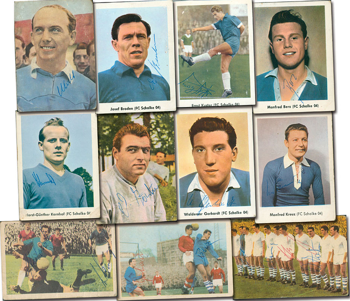 11 verschiedene Heinerle- und WS-Sammelkarten von 1960-1962 mit Spielern von Schalke 04. Alle mit original Signaturen aus dem Jahre 1962, je ca. 9,5x6 cm.