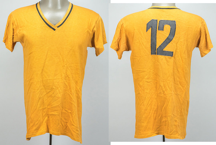 Original match worn Spielertrikot von Borussia Dortmund mit der Rückennummer 12 getragen vermutlich von Werner Weist in der Bundesliga - Saison 1968 -1970. Status:ABA.