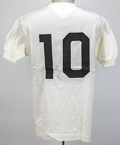 Original match issued Spielertrikot vom FC Santos (Brasilien) ca. 1973/74 mit der Rückennummer 10 von Pele. Mit Original Widmung von Pele auf der Vorderseite. Ungetragen. Ca. 1973/74. Status:ABAx. - Bild 3
