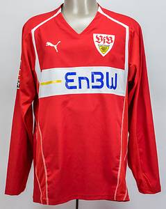 Original match worn Spielertrikot mit vom VfB Stuttgart mit der Rückennummer 33. Getragen von Mario Gomez in einem Spiel der Fußball Bundesliga in der Saison 2007/2008. Gomez ist WM Dritter 2010. Status:ABB. - Bild 2