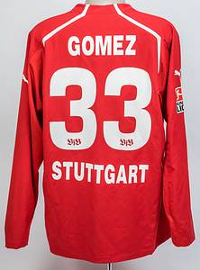 Original match worn Spielertrikot mit vom VfB Stuttgart mit der Rückennummer 33. Getragen von Mario Gomez in einem Spiel der Fußball Bundesliga in der Saison 2007/2008. Gomez ist WM Dritter 2010. Status:ABB. - Bild 3