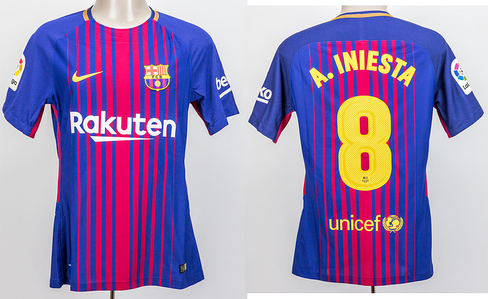 Original match worn Spielertrikot vom FC Barcelona mit der Rückennummer 8. Getragen von Andres Iniesta in einem Spiel der spanischen LaLiga in der Saison 2017/2018. Iniesta ist Fußball Weltmeister 2010 un Europameister 2008 und 2012 mit Spanien. Status:ABC.