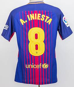 Original match worn Spielertrikot vom FC Barcelona mit der Rückennummer 8. Getragen von Andres Iniesta in einem Spiel der spanischen LaLiga in der Saison 2017/2018. Iniesta ist Fußball Weltmeister 2010 un Europameister 2008 und 2012 mit Spanien. Status:ABC. - Bild 3