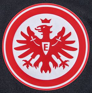 Original match worn Eintracht Frankfurt Spielertrikot mit der Nummer 15. Getragen von Ellyes Skhiri am 04.12.2024 im Achtelfinale des DFB Pokals gegen RB Leipzig. RB - Frankfurt 3:0. Skhiri ist 70-facher Nationalspieler von Tunesien. Status:AAB. - Bild 4