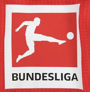 Original match worn Spielertrikot vom FC Bayern München mit der Rückennummer 42. Getragen von Jamal Musiala in einem Spiel der  Fußball Bundesliga in der Saison 2024/2025. Musiala ist 40-facher Nationalspieler von Deutschland. Status:ABB. - Bild 5