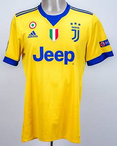 Original match worn Spielertrikot von Juventus Turin mit der Rückennummer 8. Getragen von Claudio Marchisio in einem Spiel der UEFA Champions League in der Saison 2017/2018. Marchisio ist 55-facher Nationalspieler von Italien und Vize-Europameister 2012. Status:ABC. - Bild 2