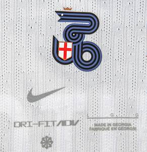 Original match worn / issued Spielertrikot von Inter Mailand mit der Rückennummer 10. Getragen von Valentino Lauzaro am 10.12.2024 im Spiel der UEFA Champions League gegen Bayer Leverkusen. Bayer 04 - Inter 1:0. Lauzaro ist 36-facher Nationalspieler von Österreich. Status:AAB. - Bild 7