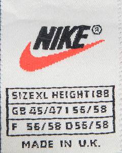 Original match worn Spielertrikot von Borussia Dortmund mit der Rückennummer 28. Getragen von Jovan Kirovski in einem Spiel der Fußball Bundesliga in der Saison 1997/1998; Kirovski ist 62-facher Nationalspieler von den USA. Status:ABC. - Bild 11