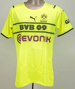 Original match issued Spielertrikot von Borussia Dortmund mit der Rückennummer 10. Vorbereitet für Thorgan Hazard am 17.02.2022 im Europa League Play Off-Spiel gegen Glasgow Rangers. BVB - Rangers 2:4. Hazard wurde nicht eingesetzt. Trikot mit Jubiläums-Print '17.02.2022 1000 Spiele'. Status:AAC. - Bild 2