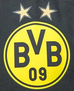 Original match worn / issued  Spielertrikot mit Hose von Borussia Dortmund mit der Rückennummer 22. Getragen von Christian Pilisic 03.03.2018 im Spiel der Fußball Bundesliga gegen RB Leipzig. RB - BVB 1:1. Pulisic ist 78-facher Nationalspieler von den USA. Seltene Auswärtsvariante. Status:AAC. - Bild 4