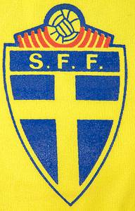 Original match worn / issued Spielertrikot von Schweden mit der Rückennummer 6. Getragen in einem Fußball Länderspiele Ende 1981. Status:ACC. - Bild 4