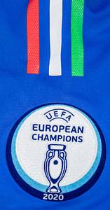 Original match worn / issued Spielertrikot von Italien mit der Rückennummer 5. Getragen von Riccardo Calafiori am 15.06.2024 im Gruppenspiel der Fußball Europameisterschaft gegen Albanien. Italien - Albanien 2;1. Status: AAC. - Bild 5