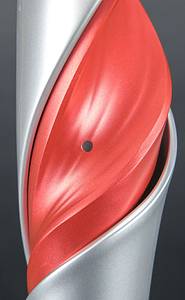 Original Olympiafackel "Flying" von den Olympischen Winterspielen Peking 2022 mit aufgesetztem Logo der Winterspiele und der Aufschrift "Beijing 2022". Desgin von "Lenovo Team". Leichtmetall, 82 cm. In original Präsentationsbox (88x16,2x16,2 cm). Dabei original Ständer für die Fackel. - Bild 11