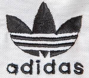 Original match worn Spielertrikot von Deutschland mit der Rückennummer 4. Getragen von Jürgen Kohler in einem Spiel der Fußball-Weltmeisterschaft 1990. Kohler ist Fußball Weltmeister 1990. Trikot direkt aus dem privaten Umfeld von Jürgen Kohler. Status:AAA. - Bild 5