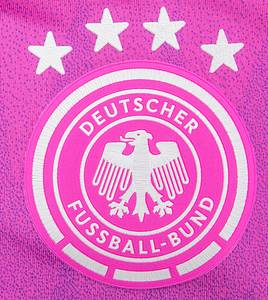 Original match issued Spielertrikot von Deutschland mit der Rückennummer 8. Vorbereitet für Toni Kroos 19.06.2024 im Gruppenspiel der Fußball Europameisterschaft gegen Ungarn. Deutschland - Ungarn 2:0. Kroos ist Fußball Weltmeister 2014. Status:AAB. - Bild 4