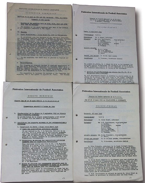 4 original Protokolle von FIFA-Executiv Sitzungen 1952 in Lissabon und 1953 in Kopenhagen.