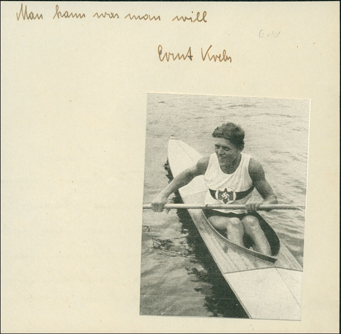 (1906-1970) Blancobeleg mit original Signatur von Ernst Krebs (GER) Goldmedaille im 10.000 m Kanu bei den Olympischen Spielen 1936, 14,5x14,5 cm.