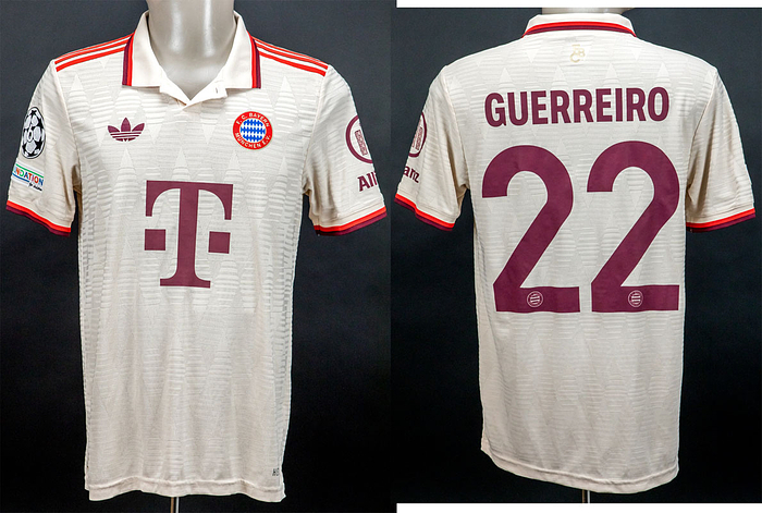 Original match worn Spielertrikot von Bayern München mit der Rückennummer 22. Getragen von Raphael Guerreiro in einem Spiel der UEFA Champions League in der Saison 2024/2025. Guerreiro ist 65-facher Nationalspieler von Portugal. Status:ABB.