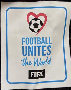 Original match worn / issued DFB Spielertrikot mit der Nummer 14 von Jamal Musiala. Vorbereitet für die WM 2022 in Qatar. Es handelt sich um ein komplettes Trikotset mit Hose und Stutzenstrümpfen. Die Auswärtsvariante kam nicht zum Einsatz bei der Weltmeistschaft, da Deutschland überraschend in der Vorrunde ausschied. Status AAB. - Bild 7