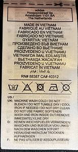 Original match worn / issued DFB Spielertrikot mit der Nummer 14 von Jamal Musiala. Vorbereitet für die WM 2022 in Qatar. Es handelt sich um ein komplettes Trikotset mit Hose und Stutzenstrümpfen. Die Auswärtsvariante kam nicht zum Einsatz bei der Weltmeistschaft, da Deutschland überraschend in der Vorrunde ausschied. Status AAB. - Bild 13