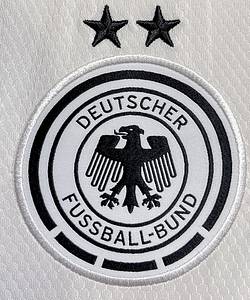 Original match issued DFB Spielertrikot mit der Nummer 19. Vorbereitet für Leroy Sane für das  Nations-League Spiel gegen England am 07.06.2022 in München. Status:AAB. - Bild 4