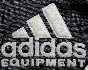 Original match worn DFB Spielertrikot mit der Nummer 4 von Jürgen Kohler. Getragen im Länderpiel gegen Ghana 1993. Trikot stammt aus der Sammlung eines ehemaligen DFB-Mitarbeiters. Status AAB. - Bild 3