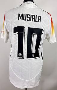 Original match issued DFB Spielertrikot mit der Nummer 10 von Jamal Musiala. Vorbereitet für eine Nationsleague-Spiel im Jahr 2024. Trikot stammt aus dem Umfeld eines DFB-Mitarbeiters. StatusAB. - Bild 3