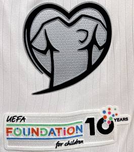 Original match issued DFB Spielertrikot mit der Nummer 17 von Florian Wirtz.Vorbereitet für das WM 2026 Qualifikationsspiel gegen Nordirland am 07.09.2025 in Köln. Status AAB. - Bild 4