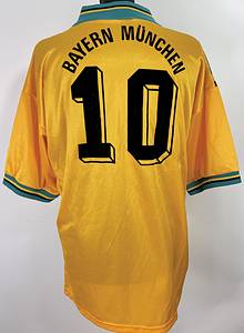 Original match issued  FC Bayern München Spielertrikot mit der Nummer 10 von Lothar Matthäus- Vorbereitet für ein Bundesliga-Spiel in dem Jahr 1995. Trikot stammt aus der Sammlung eines ehemaligen DFB-Mitarbeiters. Status: ABB. - Bild 3