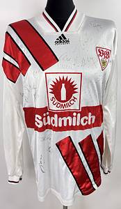 Original match worn VFB Stuttgart  Spielertrikot mit der Nummer 3.Getragen in einem Bundesligaspiel von Michael Frontzeck in der Saison 1992. Frontzeck hatte 19 Einsätze und wurde mit der deutschen Nationalmannschaft bei der Fußball-Europameisterschaft 1992 in Schweden Vize-Europameister. Status ABB. - Bild 2