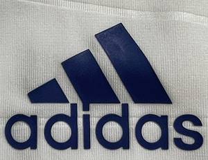 Original match worn Real Madrid  Spielertrikot mit der Nummer 7 von Cristiano Ronaldo .Getragen in einem La Liga -Spiel in der Saison 2010/2011. Ronaldo gewann 2016 mit Portugal die Europameisterschaft und er hat fünf Mal die UEFA Champions League gewonnen. Status: ABC. - Bild 6