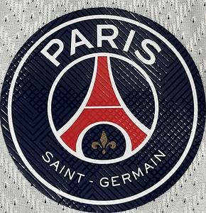 Original match worn Paris Saint-Germain Spielertrikot mit der Nummer 10 von Neymar. Getragen in einem Championsleague-Spiel in der Saison 2022/2023. Status: ABC. - Bild 4