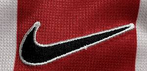 Original match worn PSV Eindhoven Spielertrikot mit der Nummer 30 von Kasper Bögelund .Getragen in einem Championsleague-Spiel in der Saison 2003/2004. Status:ABB. - Bild 5