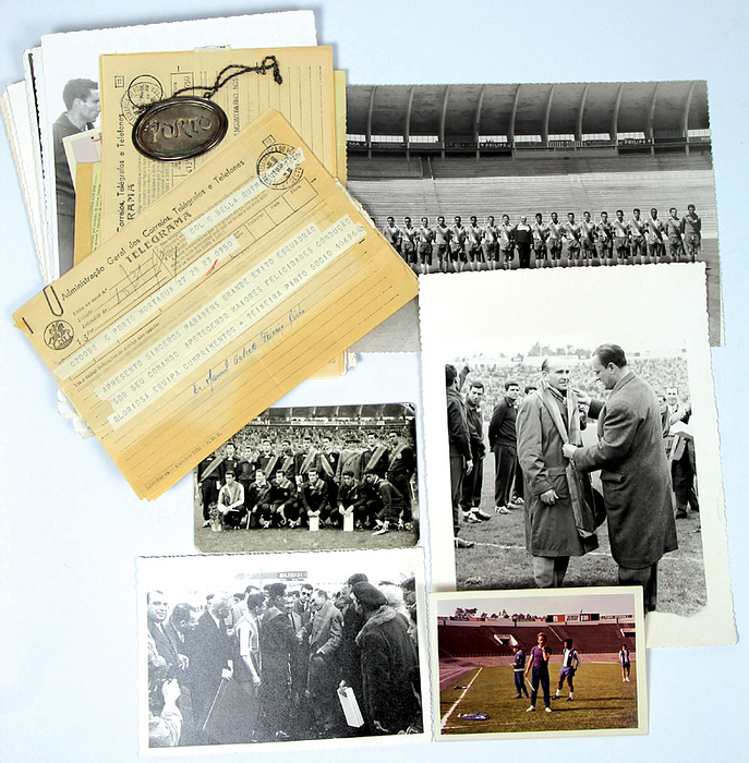 Porto,FC - Sammlung Bela Guttmann  | Verschiedene Exponate des FC Porto von 1959 aus der Sammlung des damaligen Erfolgstrainers Bela Guttmann: 1) Versilberte Plakette „Porto“ mit Kette. 6x4cm. 2) 9 verschiedene Telegramme zum Meisterschaftssieg des FC Porto 1959 an Bela Guttmann. Je 21x14cm. 3) Konvolut von 19 gross- und kleinformatigen Original S/W-Pressefotos des FC Porto von der Meisterschaftsfeier im Jahre 1959. Die Fotos zeigen Spieler, Trainer und Funktionäre bei der Siegesfeier im Stadion und später im privaten Kreis. Dabei 3 Farbfotos vom Trainig des FC Porto aus dem Jahre 1959. --Formate 18x13 bis 9x12 cm. 4) Original S/W-Postkarte der Meistermannschaft des FC Porto 1958/59. 13,5x8,5 cm. 5) Original S/W-Pressefoto der Meistermannschaft des FC Porto 1958/59. 23x17 cm. Guttmann Nachlass 2001 Nr. 202, 204, 208, 209 + 210