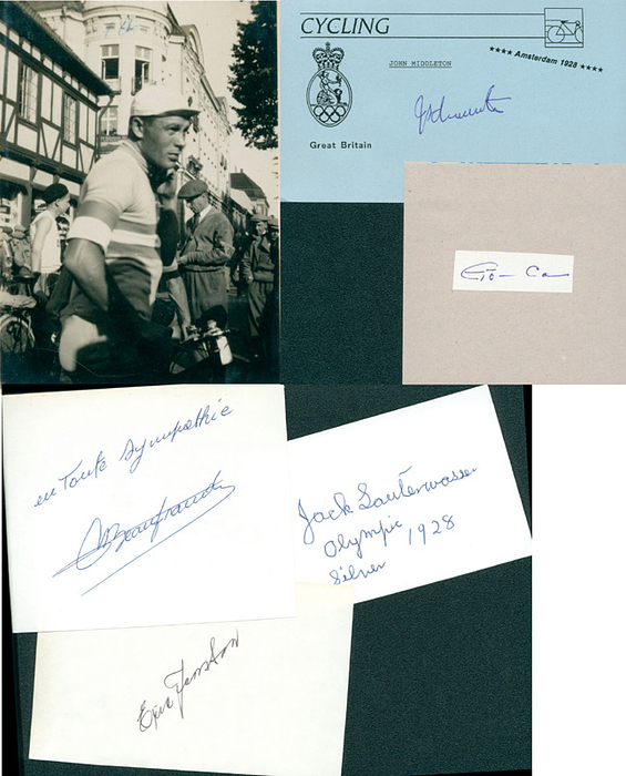 Radsport OSS 1928 + 1932  | 6 verschiedene original Signaturen Radsport von Medaillengewinner der Olympischen Spiele 1928 + 1932: R.Beaufrand (FRA; Gold 1928); Lauterwasser (GBR, Silber 1928); J.Middleton (GBR 1928 S); Arne Axel Berg (SWE Bronze 1932; Signatur Rückseite Echtfoto); E.Jansson (SWE 1928 B); G.Carlsson (SWE; 1928 2x ); Blancobeleg + ein Echtfoto, 13,5x8 bis 8x6 cm