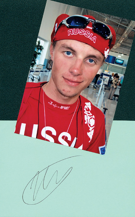 Ignatjew, Michail  | Karteikarte mit original Signatur von Michail Ignatjew (RUS). Goldmedaille im Radsport bei den Olympischen Spielen 2004 im Punktefahren. 15x10 cm