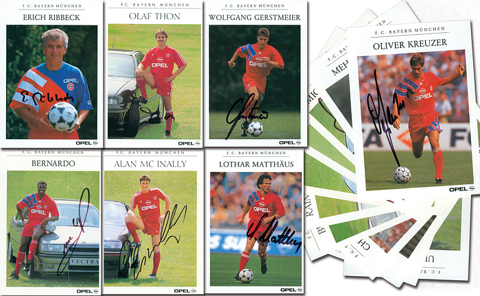 München,Bayern - AK 1991-1992  | 17 verschiedene offizelle Autogrammkarten FC Bayern München "Opel" ca. 1992 mit original Signaturen: Kreuzer, Scholl, Sternkopf, Thon, Mazinho, Bernardo, McInally, Wolhlfahrt, Aumann, Ribbeck, Laudrup, Ziege, Matthäus, Reinhardt, Frey, Hoeness, Gerstmeier. 15x10,5 cm
