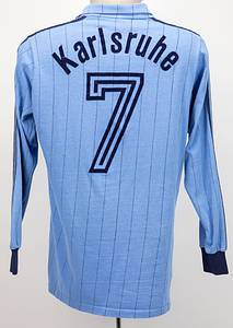 Karlsruher SC - Trikot 1984/1985  | Original match worn Spielertrikot vom Karlsruher SC mit der Rückennummer 7. Getragen in einem Spiel der Fußball Bundesliga in der Saison 1984/1985. Status:ABC. - Bild 3