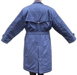 Olympic Games 1998 IOC worn a coat - Originally worn winter coat from the 1998 Olympic Games in Nagano, exclusively for IOC members! Worn by Peter Julius Tallberg as an official for the IOC. Peter Julius Tallberg competed in sailing for Finland at the 1964 to 1980 Olympic Games. From 1976 to 2015, he was a member of the International Olympic Committee (IOC) and, among other roles, presented medals to athletes. Status: AAA --This coat, in this design, was produced exclusively for IOC members!!! Long-sleeved, lined coat with snap fasteners and belt; size 50; snap fasteners with 'The XVIIII Olympics Winter Games Nagano 1998' lettering; removable lining with zipper; with 2 outside pockets; embroidered Olympic rings; manufacturer: Mizuno. This coat comes directly from the Tallberg collection. Condition: A - Bild 3