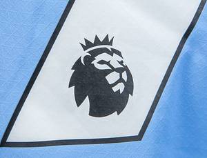  - Original match-worn Manchester City shirt with the number 9. Worn by Erling Haaland in an English Premier League match during the 2023/2024 season. Haaland has been capped 43 times by Norway. The shirt features the Intercontinental Cup winners badge. Status: ABC  --Short-sleeved jersey; size XL; club emblem and FIFA World Champions 2023 badge. Rubberized Puma logos; rubberized 'Eti-Had Airways' advertising print; rubberized back number and player name; rubberized 'City' lettering on the back of the collar; with Premier League logo patch and No Room for Racism patch; Puma UltraWeave. Condition: A - Bild 8