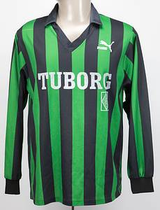Mönchengladbach - Trikot 1990/1991  | Original Spielertrikot von Borussia Mönchengladbach mit der Rückennummer 16. Getragen von Martin Schneider in einem Spiel der Fußball Bundesliga in der Saison 1990/1991. Status:ABA. - Bild 2