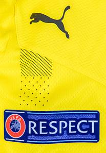  - Original match-issued Borussia Dortmund number 22 jersey. Designed for Jude Bellingham in UEFA Champions League matches during the 2020/2021 season. Bellingham was not used and is a 38-time England capper. Status: ABC --Short-sleeved jersey with button placket; size L; rubberized club logo, two Champions League stars, and Puma logos; rubberized 'evonik' advertising print; rubberized back number, player name, and 'Dortmund' lettering; laser-engraved ventilation holes; 'BVB' lettering embroidered on the back of the collar; with Champions League Starball patch and UEFA Respect patch; Puma DryCell. Condition: A - Bild 6