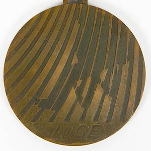  - 1968 Winter Olympics Grenoble. Winner's medal for 3rd place in the men's doubles luge for West Germany at the 1968 Winter Olympics Grenoble. Engraved with "Luge Double" on the edge. Bronze (weight 116 grams), 6 cm with silk ribbon, in the original case. --Excellent. EF. --The consignor received the medal directly from the athlete Condition: A- - Bild 4