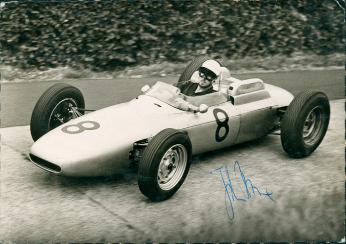  - Grand Prix Autograph. Joakim Bonnier: (1930-1972) Black and white photograph with original signature of driver Joakim Bonnier, who competed in 103 Grand Prix races. 14.5 x 10.5 cm. --Card and autograph from 1963.--Backside with notes. Condition: B