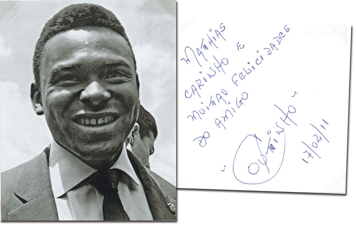  - (1943-2019) World Champion Brazil 1962 of FC Santos with original signature and dedication by Coutinho on a blancsheet. 9x9 cm.< Condition: A