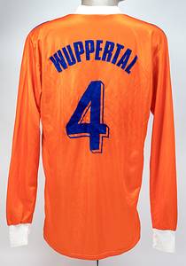 Sorry, no english description is available. ...  -  Condition: A-.....Trikot lanarm; Größe ca. XL; Hertseller-Logo geflockt; Werbeaufschrift 'RWFKnkenrath' geflockt; Rückennummer und Schriftzug 'Wuppertal' geflockt; Hersteller Uhlsport. - Bild 3