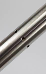 Olympic Games 1972. Official Munich Torch - Original torch from the Olympic relay from Olympia to Munich. manufacturers: Krupp, Essen. Stainless steel with engraving on the grip „Munich 1972“ and Olympic rings. The symbol of the Olympic Games 1972 „Spiral“is etched onto the big plate. 73 cm high, diameter of the plate 21.5 cm Beautiful and impressive piece. --with  signs of usage and one small dent Condition: B - Bild 8