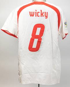 Schweiz - Trikot 2006 WM  | Original match worn Spielertrikot von der Schweiz mit der Rückennummer 8. Getragen von Raphael Wicky am 13.06.2006 bei der Fußball Weltmeisterschaft 2006 in Deutschland im Gruppenspiel G gegen Frankreich. AAC - Bild 3
