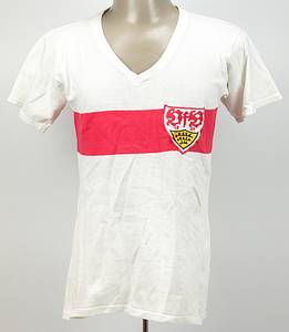  - Original match-worn VfB Stuttgart player shirt with the number 8. Worn in Bundesliga matches from the 1969-1972 season. Status: ACC. Museum piece! --Long-sleeved jersey; size 6. Embroidered club emblem sewn on; linen number sewn on back; cotton. Manufacturer/seller: Sport Breitmeyer, Stuttgart. Rare jersey variant. Jerseys from the 1970s are extremely rare! Condition: B - Bild 2